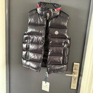 Men's Moncler Black Ouse Hooded Down Gilet